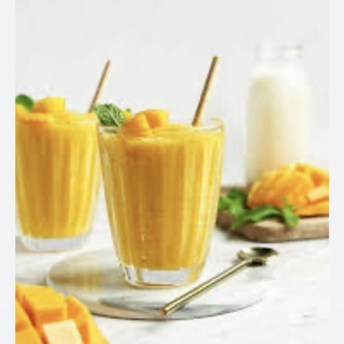 mango ,passion fruit smoothie with mago gelato