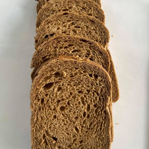 Dark rye bread slice(bánh mỳ lúa mạch đen)